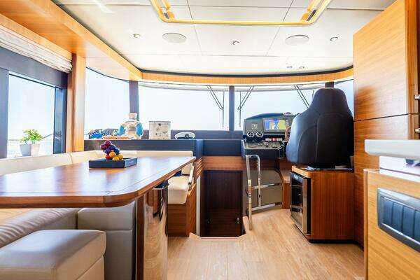 Absolute 58 Navetta Yacht For Sale