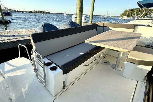 Jeanneau NC 1095 Coupe Yacht For Sale