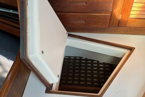 31ft Tartan Yacht For Sale