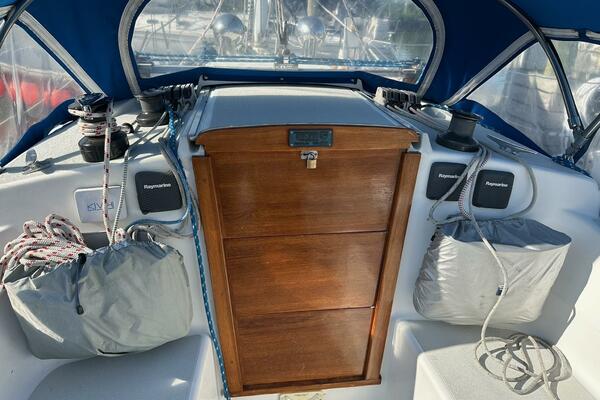 31ft Tartan Yacht For Sale