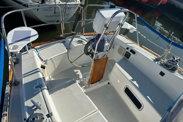 31ft Tartan Yacht For Sale