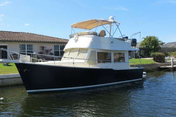 34-ft-Mainship-2006-Trawler-Sapphire-Punta Gorda Florida United States yacht for sale