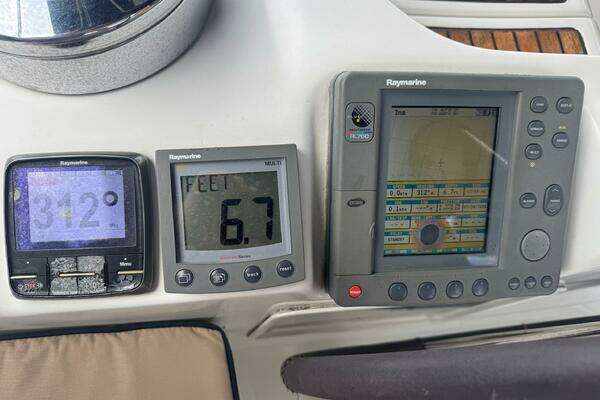 Beneteau 473 Yacht For Sale