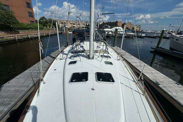 Beneteau 473 Yacht For Sale