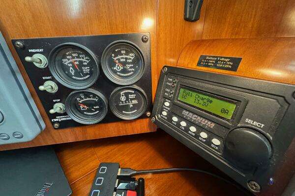 Beneteau 473 Yacht For Sale