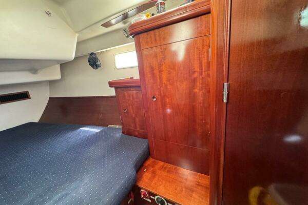 Beneteau 473 Yacht For Sale