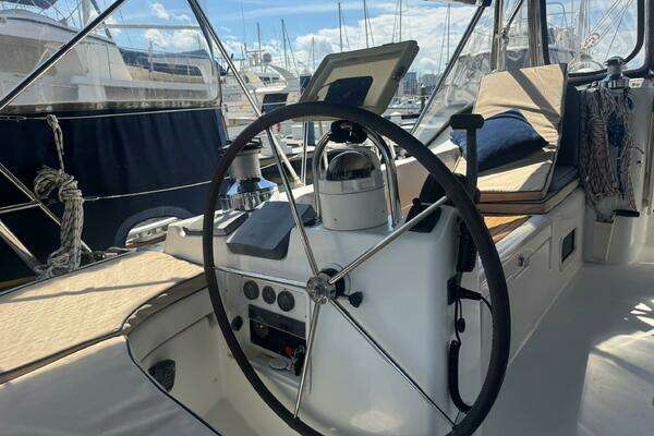 Beneteau 473 Yacht For Sale