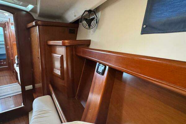 Beneteau 473 Yacht For Sale