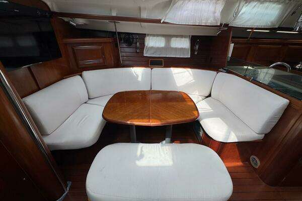 Beneteau 473 Yacht For Sale
