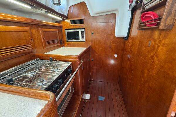 Beneteau 473 Yacht For Sale