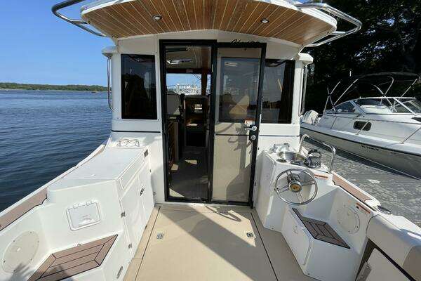 Photo of the 2017 Cutwater C-28