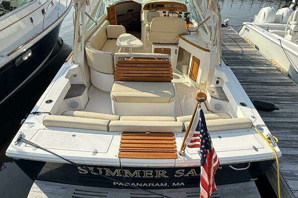 2009 Hunt Yachts 29
