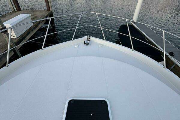 Navigator 5100 Yacht For Sale
