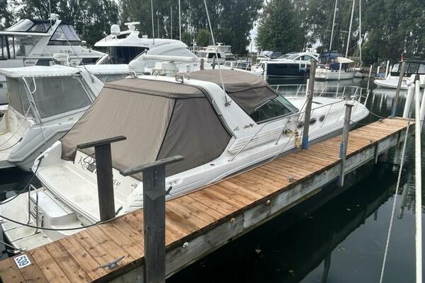 40ft Sea Ray Yacht For Sale