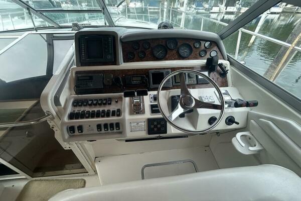 40ft Sea Ray Yacht For Sale
