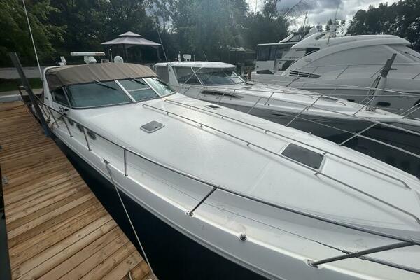 40ft Sea Ray Yacht For Sale