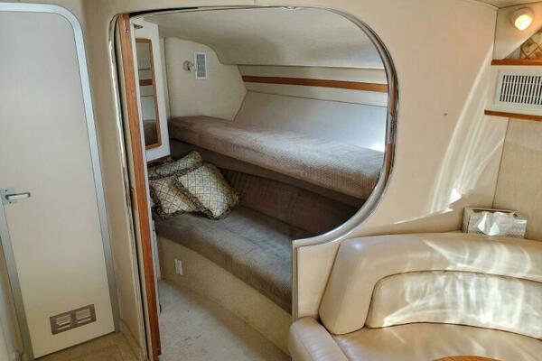 40ft Sea Ray Yacht For Sale