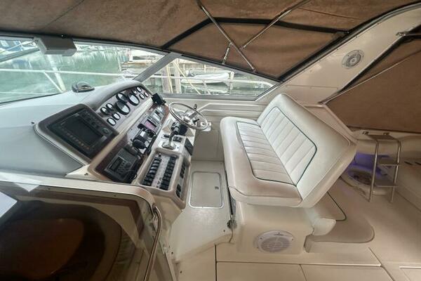 40ft Sea Ray Yacht For Sale
