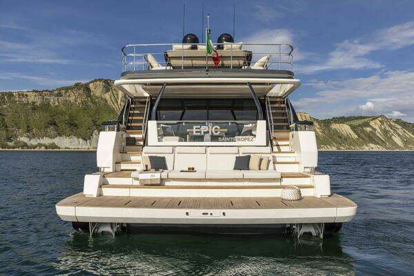 Ferretti Yachts Ferretti 1000 Yacht For Sale