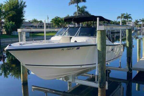 22-ft-Mako-2006-215 Dual Console- Punta Gorda Florida United States  yacht for sale