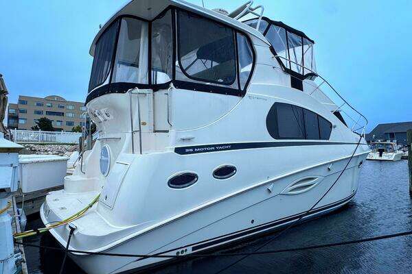 35-ft-Silverton-2005-35 Motor Yacht- Ludington Michigan United States  yacht for sale