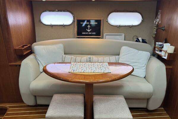 Tiara Yachts 3900 Sovran Yacht For Sale