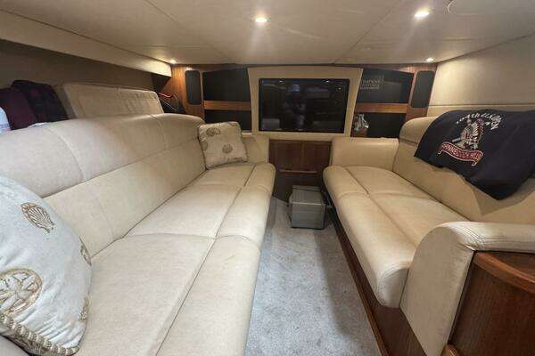 Tiara Yachts 3900 Sovran Yacht For Sale