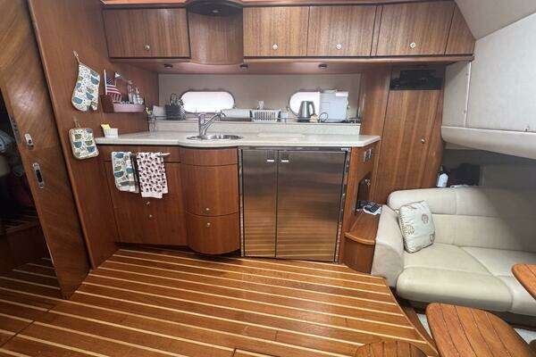 Tiara Yachts 3900 Sovran Yacht For Sale