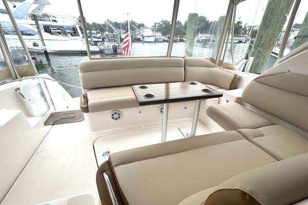 Tiara Yachts 3900 Sovran Yacht For Sale