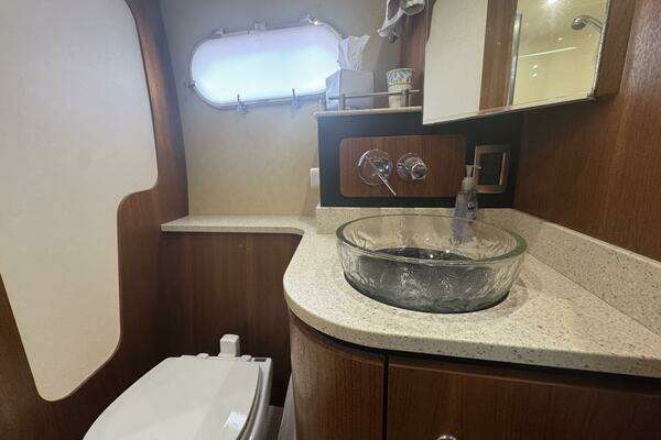 Tiara Yachts 3900 Sovran Yacht For Sale