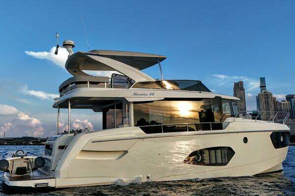 48-ft-Absolute-2021-48 Navetta-Chicago Illinois United States yacht for sale