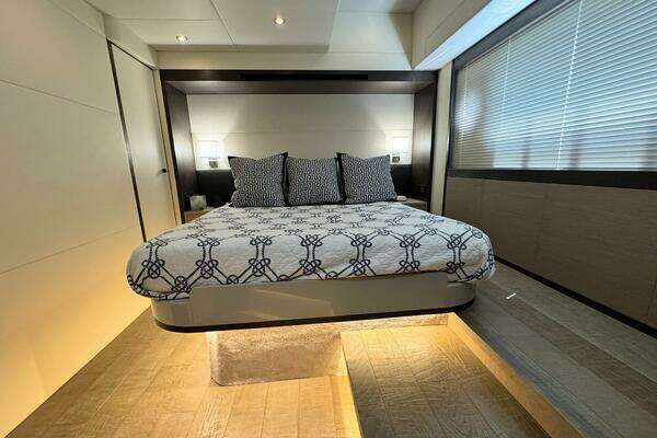 Absolute 48 Navetta Yacht For Sale