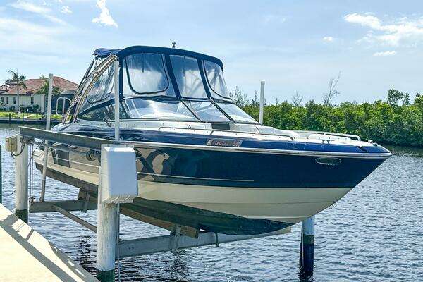 Photo of the 2018 Formula 27 BR "Caboose"