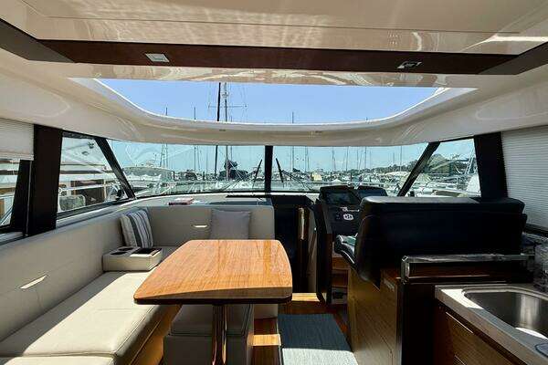 Tiara Yachts C44 Coupe Yacht For Sale