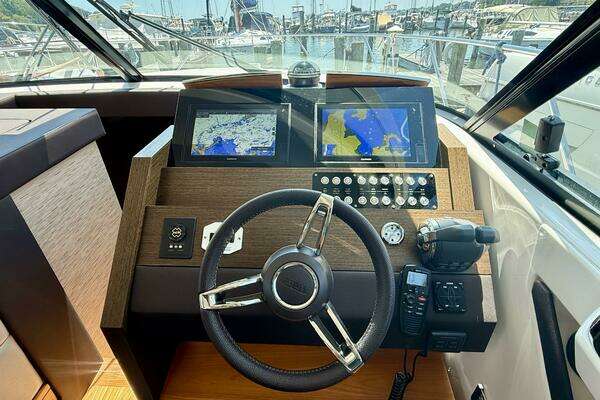 Tiara Yachts C44 Coupe Yacht For Sale