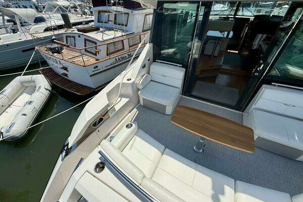 Tiara Yachts C44 Coupe Yacht For Sale