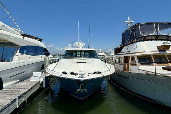 Tiara Yachts C44 Coupe Yacht For Sale