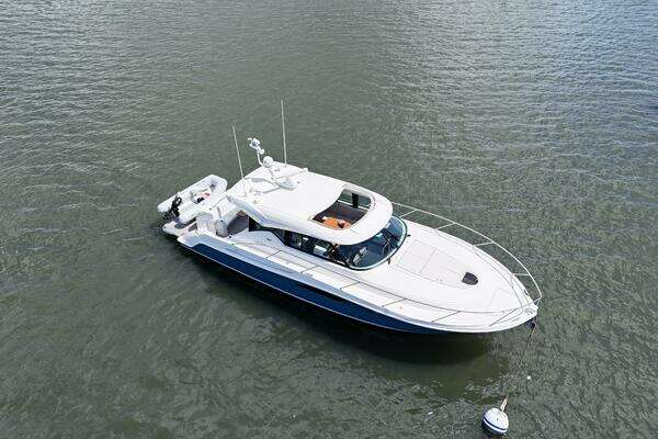 Tiara Yachts C44 Coupe Yacht For Sale