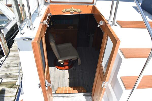 Beckoning 39ft Marinette Yacht For Sale