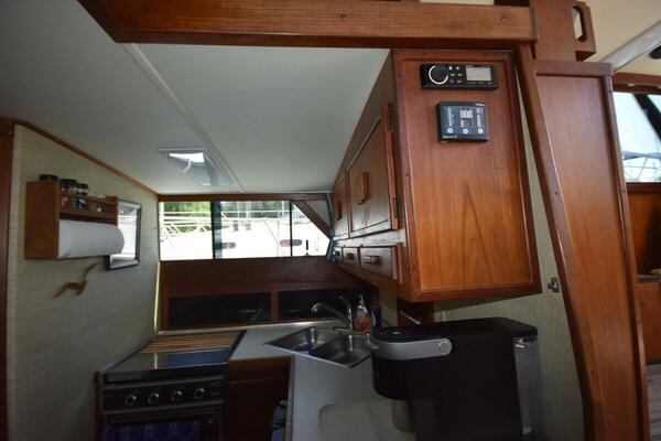 Beckoning 39ft Marinette Yacht For Sale