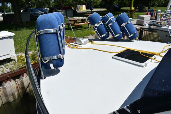 Beckoning 39ft Marinette Yacht For Sale