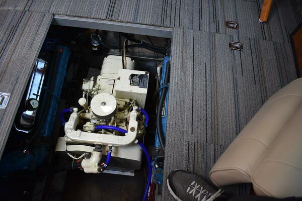 Beckoning 39ft Marinette Yacht For Sale