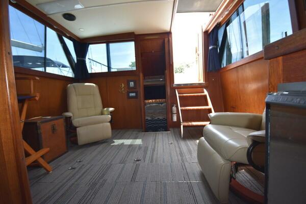 Beckoning 39ft Marinette Yacht For Sale