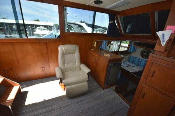 Beckoning 39ft Marinette Yacht For Sale