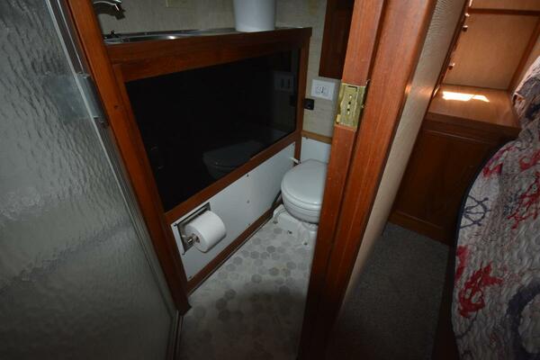 Beckoning 39ft Marinette Yacht For Sale