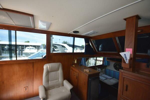Beckoning 39ft Marinette Yacht For Sale