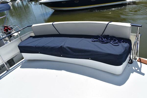 Beckoning 39ft Marinette Yacht For Sale