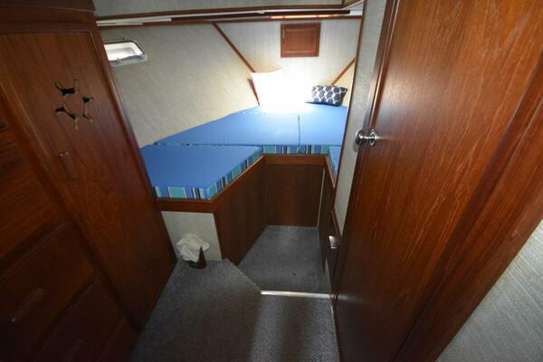 Beckoning 39ft Marinette Yacht For Sale