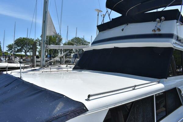 Beckoning 39ft Marinette Yacht For Sale