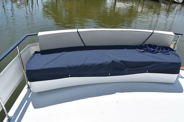 Beckoning 39ft Marinette Yacht For Sale